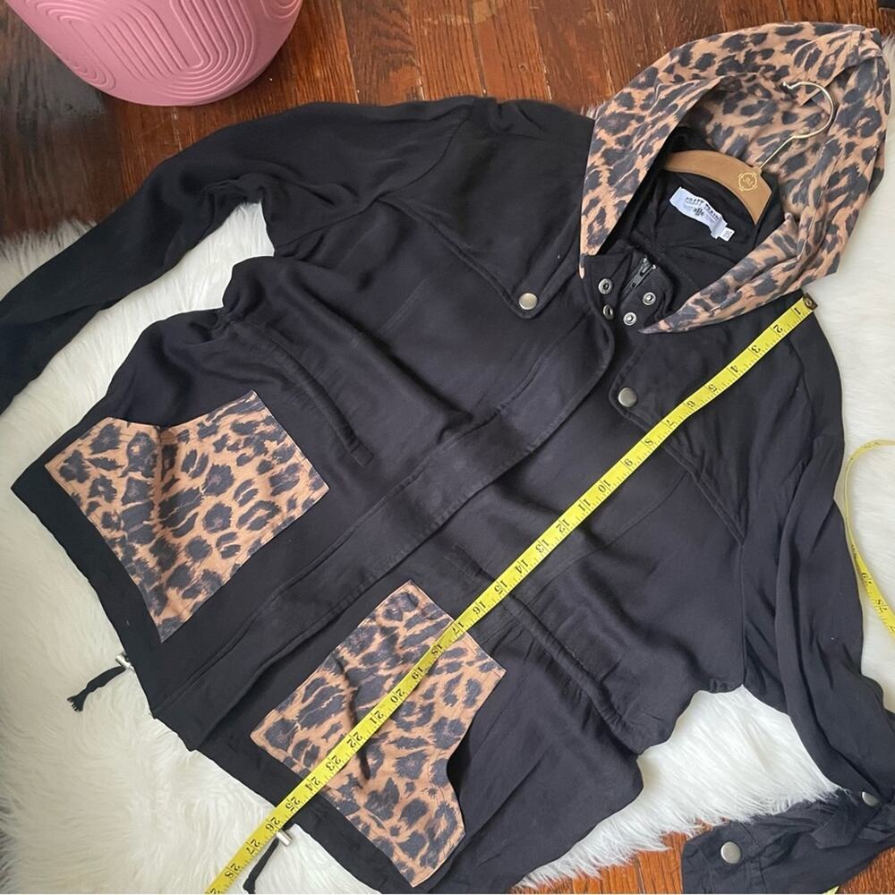 Leopard Print Black Lightweight Jacket - image 6